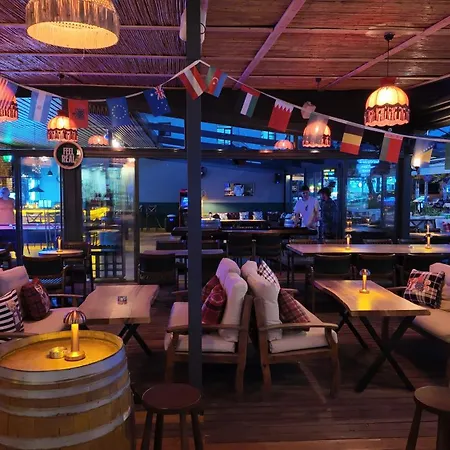 Smyrna Hotel 3*