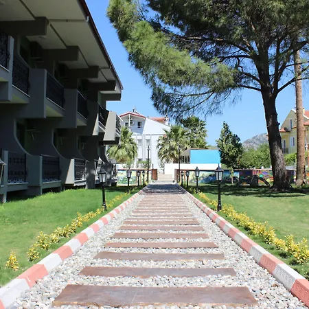 Smyrna Ξενοδοχείο