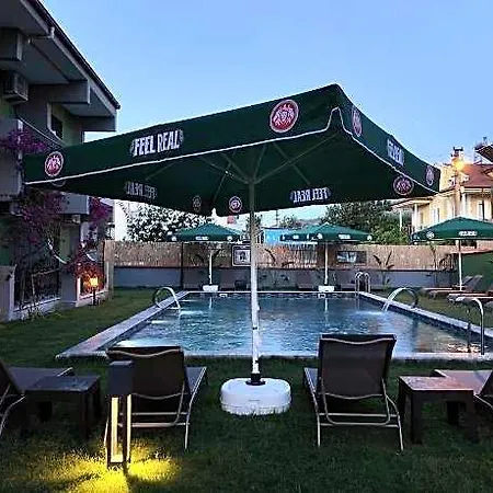 Hotel Smyrna 3*