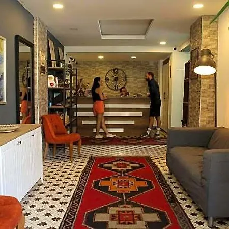 Hotel Smyrna 3*