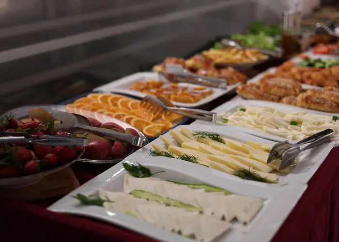 Отель Smyrna 3*